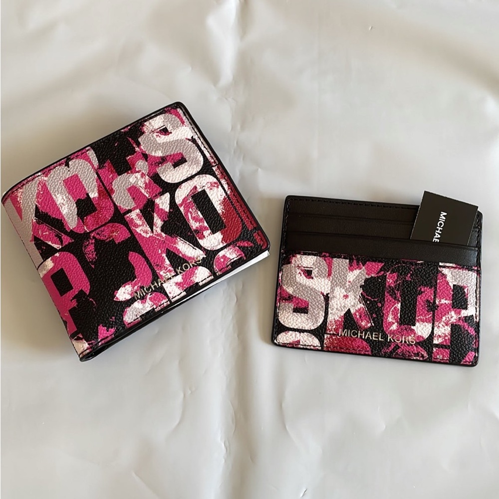 Michael kors wallet set